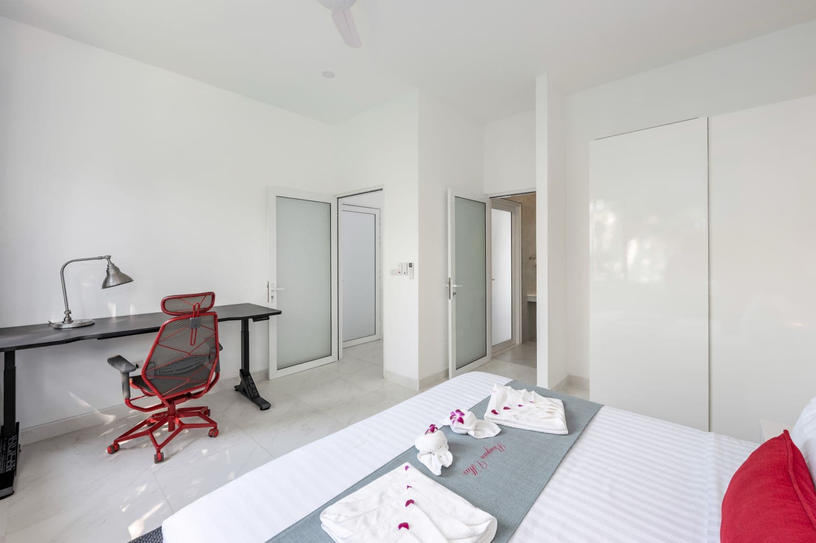 Villa 3 Bedrooms photo 1 from the Bougain Villas accommodation gallery
